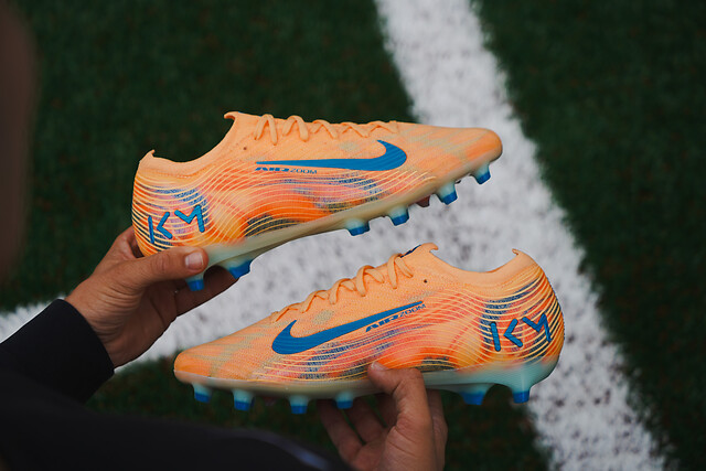 Nike Kylian Mbappe Signature Edition