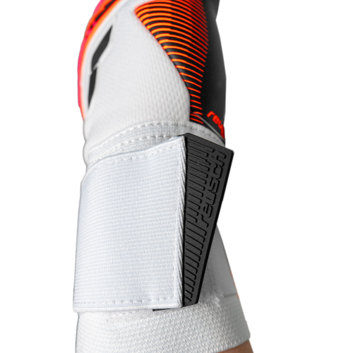 Brankářské rukavice Reusch Attrakt Freegel Gold X