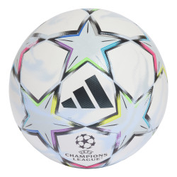Fotbalový míč adidas UCL League