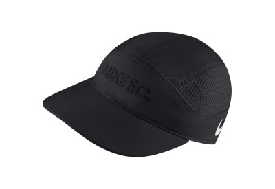 Kšiltovka Nike F.C. AeroBill Tailwind