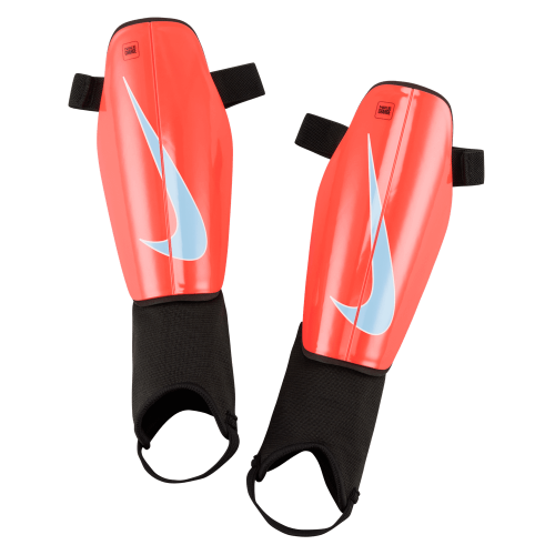 Fotbalové chrániče Nike Charge