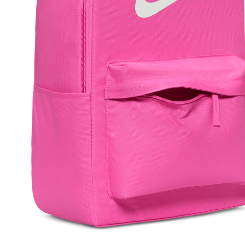 Batoh Nike Academy Team