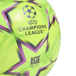 Fotbalový míč adidas UCL League Winter