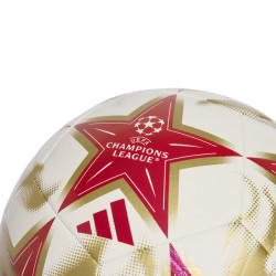 Fotbalový míč adidas UCL Club