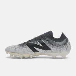 Kopačky New Balance TEKELA V4+ PRO Low FG