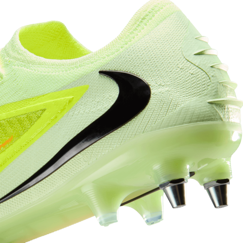 Kopačky Nike Phantom 6 Low Elite SG-Pro